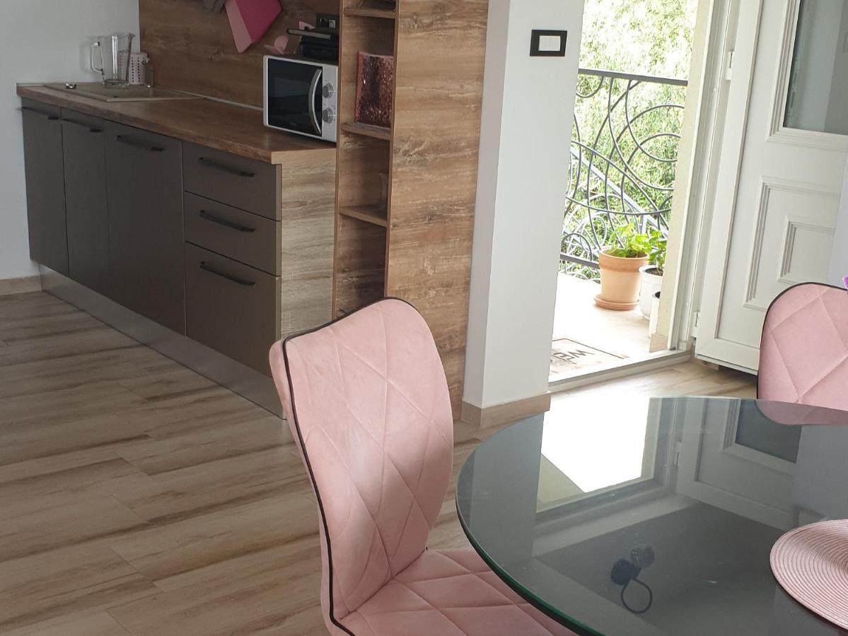 Apartment Mia 2 Banjol Eksteriør billede
