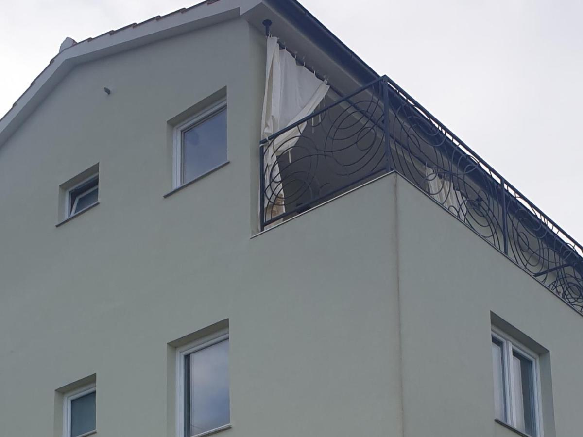Apartment Mia 2 Banjol Eksteriør billede