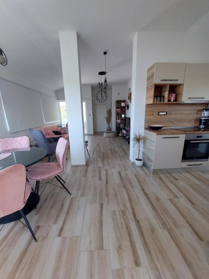 Apartment Mia 2 Banjol Eksteriør billede